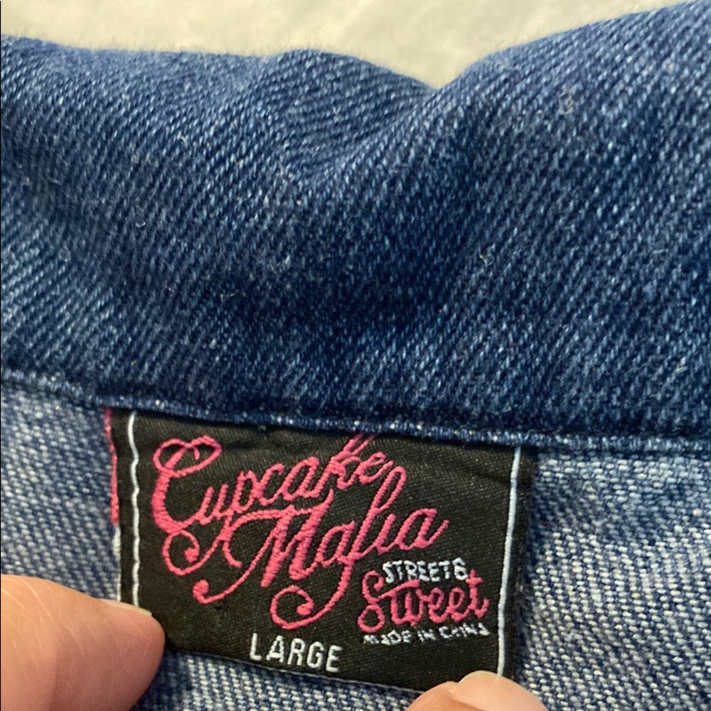 Classic Blue Jean Jacket with Indigo Hue